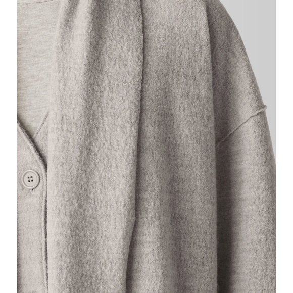 NEW EILEEN FISHER 
WOOL Coat 🧥  Gorgeous color 
APROX PIT - PIT 27”
LENGTH 45” - Picture 12 of 16